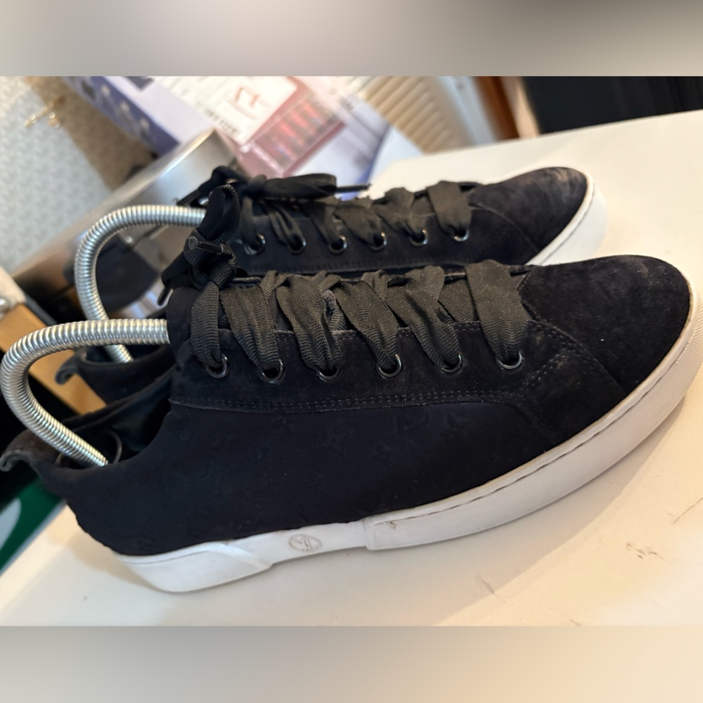 Authentic Louis Vuitton women’s black suede and white sole sneakers size 9